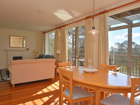 Villa 2br Prosecco Villa Located Within Cypress Lakes Resort - Goulburn Accommodation 5