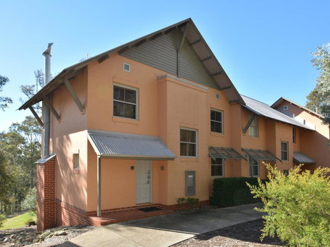 Villa 2br Prosecco Villa Located Within Cypress Lakes Resort - Goulburn Accommodation 16