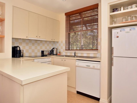 Villa 2br Prosecco Villa Located Within Cypress Lakes Resort - Goulburn Accommodation 8