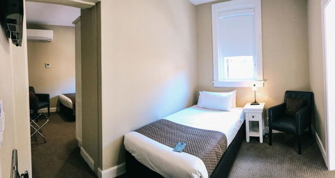 CH Boutique Hotel & Apartments, Ascend Hotel Collection - Goulburn Accommodation 39