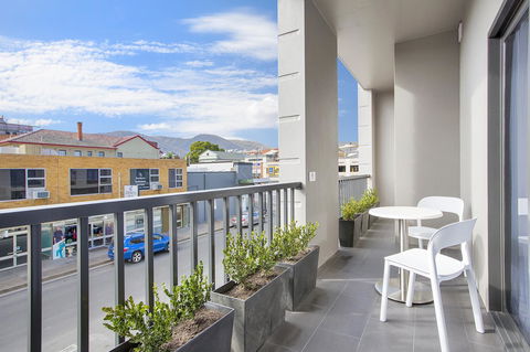 CH Boutique Hotel & Apartments, Ascend Hotel Collection - Goulburn Accommodation 14