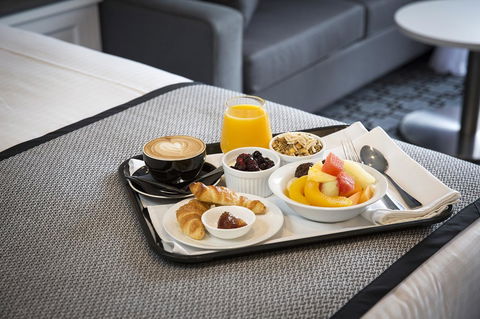 CH Boutique Hotel & Apartments, Ascend Hotel Collection - Goulburn Accommodation 13