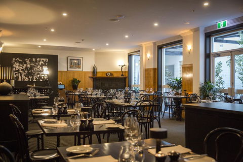CH Boutique Hotel & Apartments, Ascend Hotel Collection - Goulburn Accommodation 28