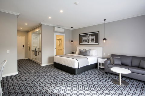 CH Boutique Hotel & Apartments, Ascend Hotel Collection - Goulburn Accommodation 0