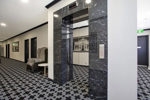 CH Boutique Hotel & Apartments, Ascend Hotel Collection - Goulburn Accommodation 5