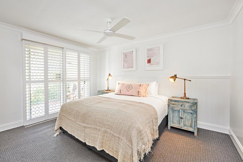 The Lord Byron - Goulburn Accommodation 14