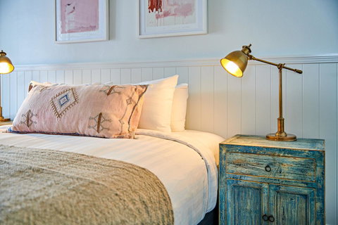 The Lord Byron - Goulburn Accommodation 16