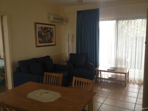Oxley Cove Holiday Apartment - Goulburn Accommodation 15