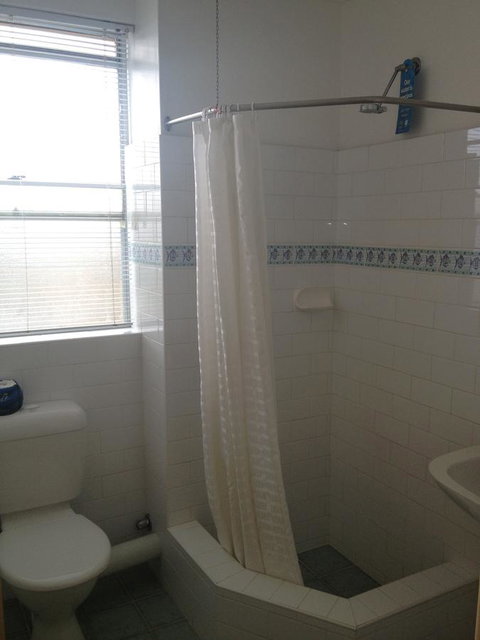 Oxley Cove Holiday Apartment - Goulburn Accommodation 10