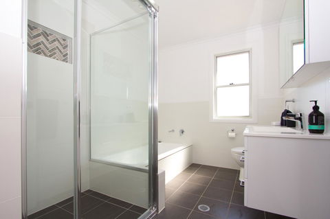 Stay In Mudgee The Grove, The Church, And Premium Private Homestead - Goulburn Accommodation 4