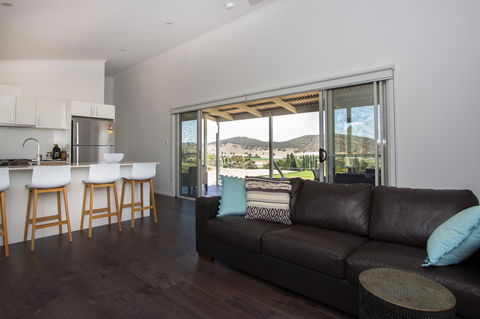 Stay In Mudgee The Grove, The Church, And Premium Private Homestead - Goulburn Accommodation 9
