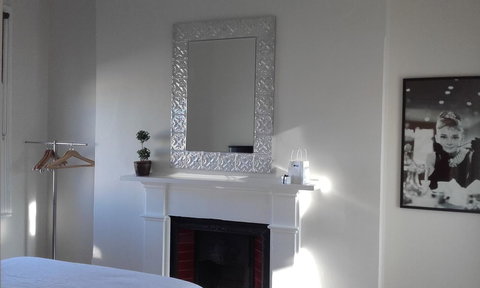 182 Anson Street - Goulburn Accommodation 9