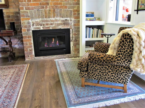 Apple Tree Cottage - Goulburn Accommodation 18