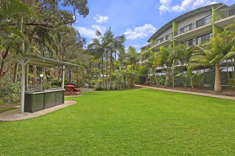 Flynns Beach Resort - Goulburn Accommodation 1