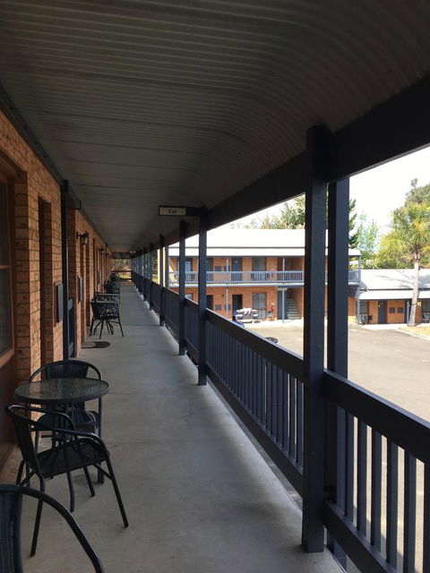 Bega Downs Motor Inn - Goulburn Accommodation 9