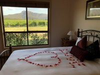 Book Broke Accommodation Vacations Goulburn Accommodation Goulburn Accommodation