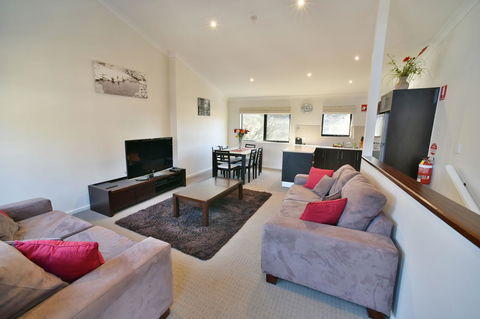 Aspen Creek 3 - Thredbo - Goulburn Accommodation 9