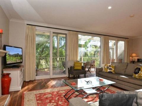 Villa 3br Chianti Villa Located Within Cypress Lakes Resort - Goulburn Accommodation 0