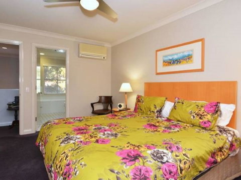 Villa 3br Chianti Villa Located Within Cypress Lakes Resort - Goulburn Accommodation 9