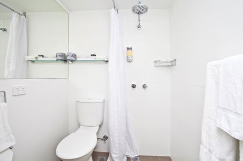 Manly Paradise Motel & Apartments - Goulburn Accommodation 9