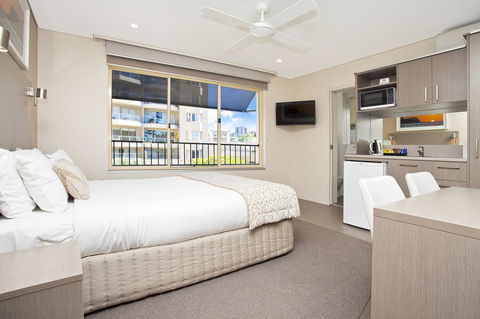 Manly Paradise Motel & Apartments - Goulburn Accommodation 14