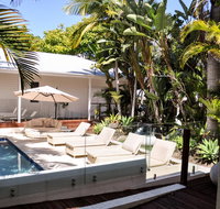 Byron Cove Beach House - Goulburn Accommodation