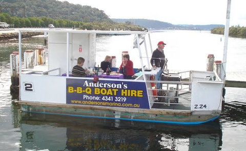 BookerBay Retreat! - Goulburn Accommodation 14