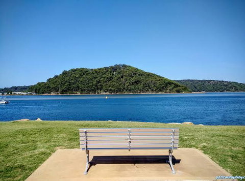 BookerBay Retreat! - Goulburn Accommodation 12