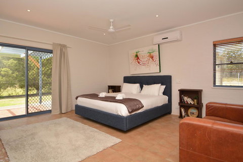 JE Guesthouse, Central To All The Hunter Valley Has To Offer - Goulburn Accommodation 17