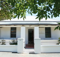 99 Hill Street Apartments - Goulburn Accommodation