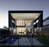 Casuarina Beachfront House - Hostie Properties - Goulburn Accommodation