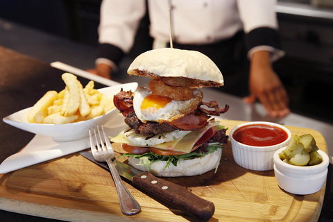 Alpha Hotel Eastern Creek - Goulburn Accommodation 18