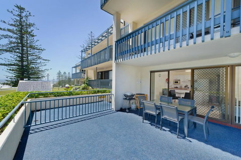 Beach House Holiday Apartments - Goulburn Accommodation 23