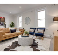 Large stylish and quiet penthouse steps from surf - Goulburn Accommodation