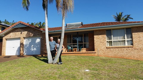 Twin Palms Holiday House At Lighthouse - Goulburn Accommodation 0