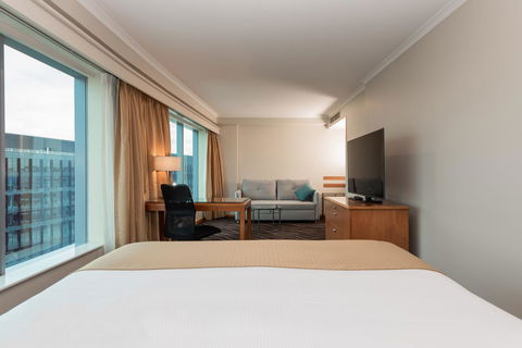 Crowne Plaza Sydney Airport, An IHG Hotel - Goulburn Accommodation 18