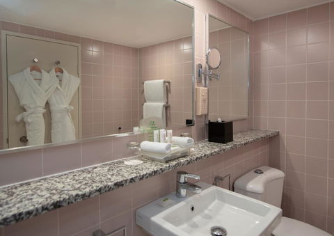 Crowne Plaza Sydney Airport, An IHG Hotel - Goulburn Accommodation 4