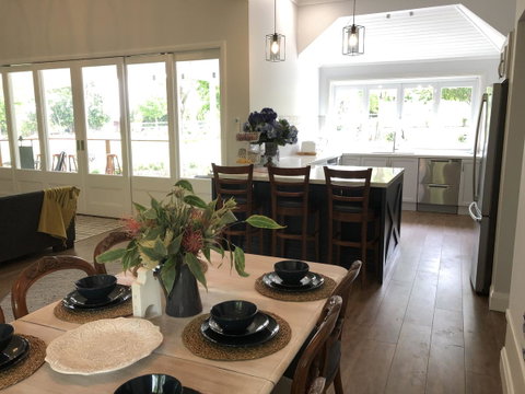 Chanticleer Gardens Barn Cottage With A Pool - Goulburn Accommodation 30