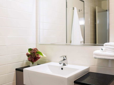Novotel Darwin Airport - Goulburn Accommodation 25