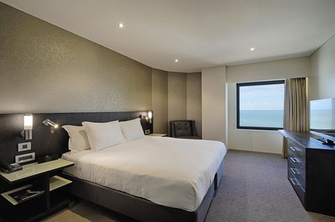 Hilton Darwin - Goulburn Accommodation 13