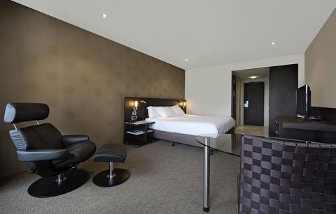 Hilton Darwin - Goulburn Accommodation 26