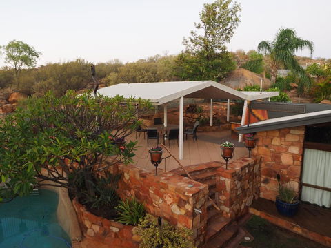 Wilmots On Dixon - Goulburn Accommodation 3