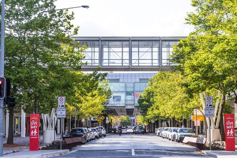 Highgate Executive Apartment City Walk Canberra - Goulburn Accommodation 36