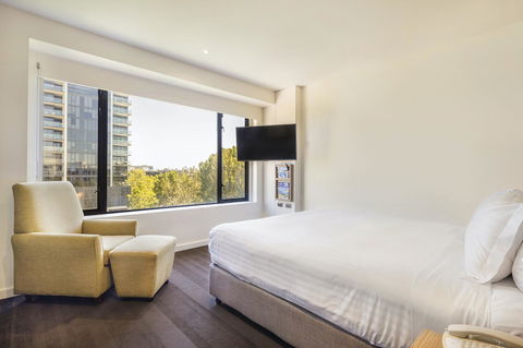 Crowne Plaza Canberra, An IHG Hotel - Goulburn Accommodation 21