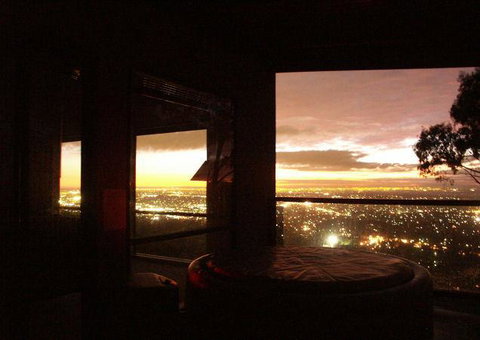 Bonza View - Goulburn Accommodation 0