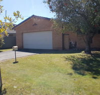 Boondilla House - The Entrance NSW - Goulburn Accommodation
