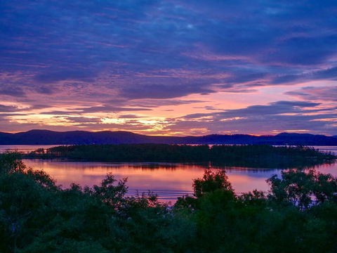 Booti Booti Chateau Lakeside - Goulburn Accommodation 3