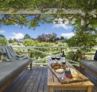 Bourne Cottage - Perfect for all seasons - Goulburn Accommodation