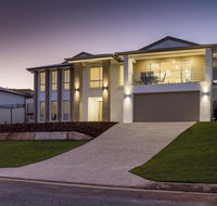 Brand New Executive Living - Goulburn Accommodation