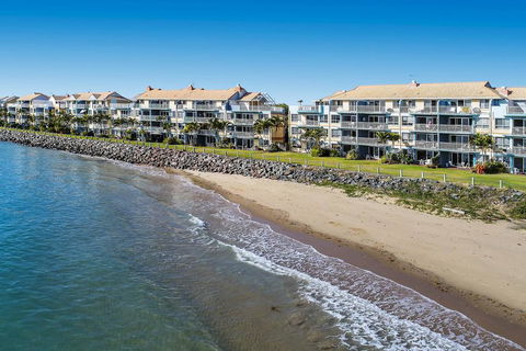 BreakFree Great Sandy Straits - Goulburn Accommodation 0
